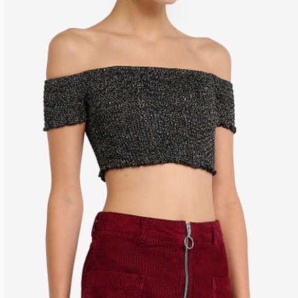 ❣️ TOPSHOP Shirred Metallic Off the Shoulder Top - Picture 2 of 7